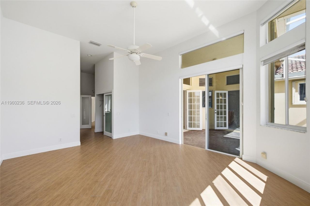 833 Crestview Cir, Weston, FL 33327 Photo