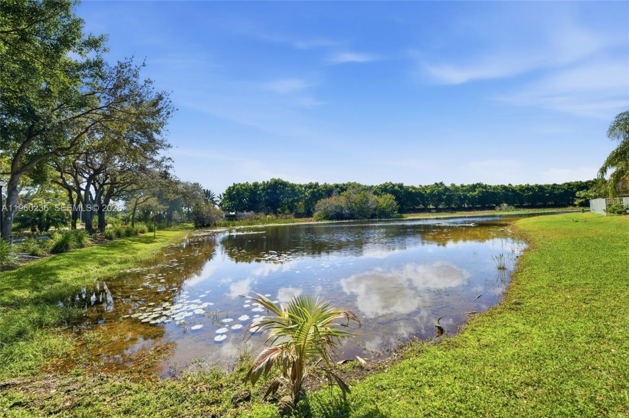 833 Crestview Cir, Weston, FL 33327 Photo