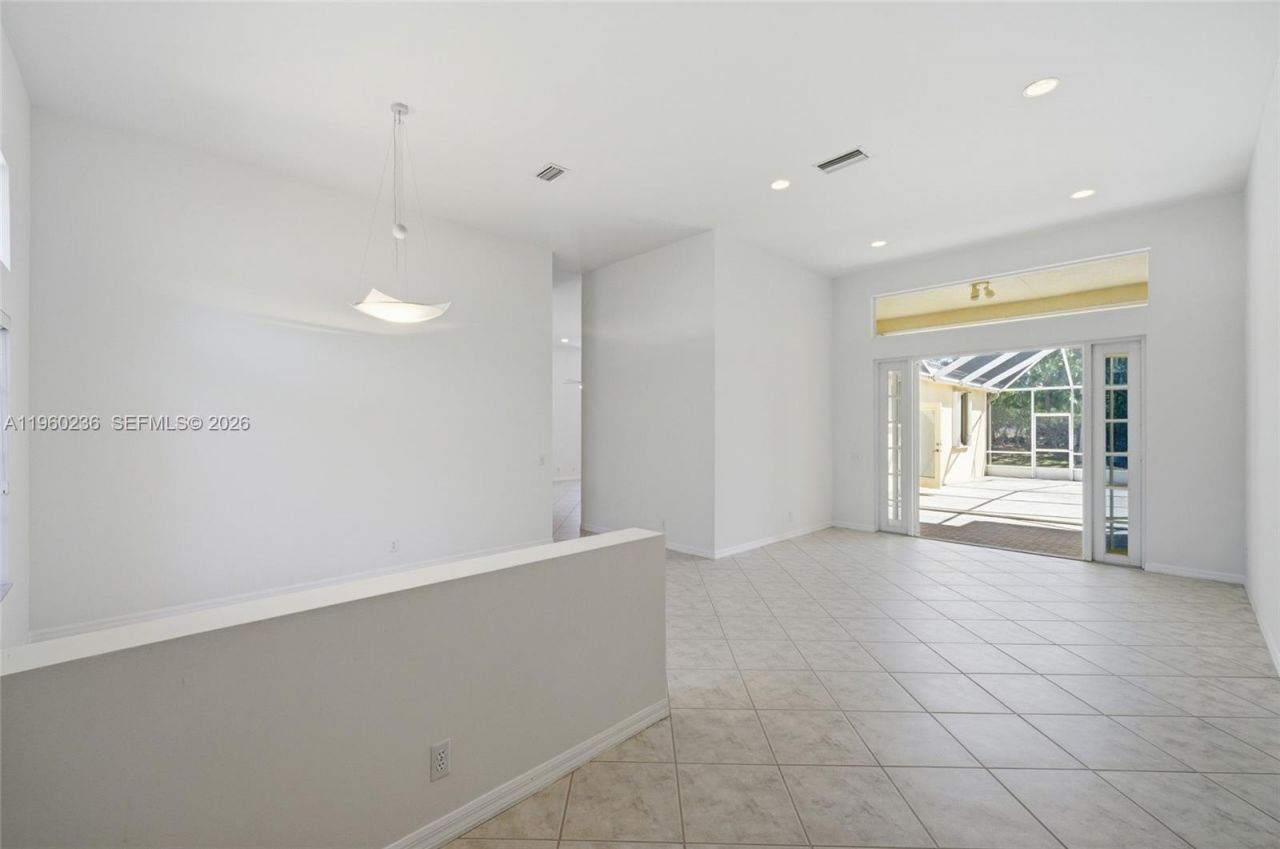 833 Crestview Cir, Weston, FL 33327 Photo