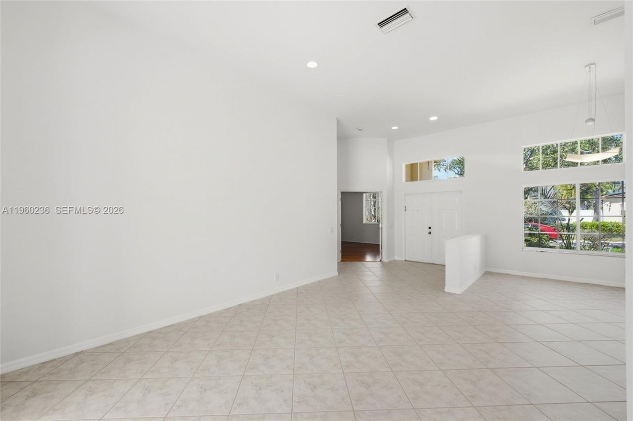 833 Crestview Cir, Weston, FL 33327 Photo