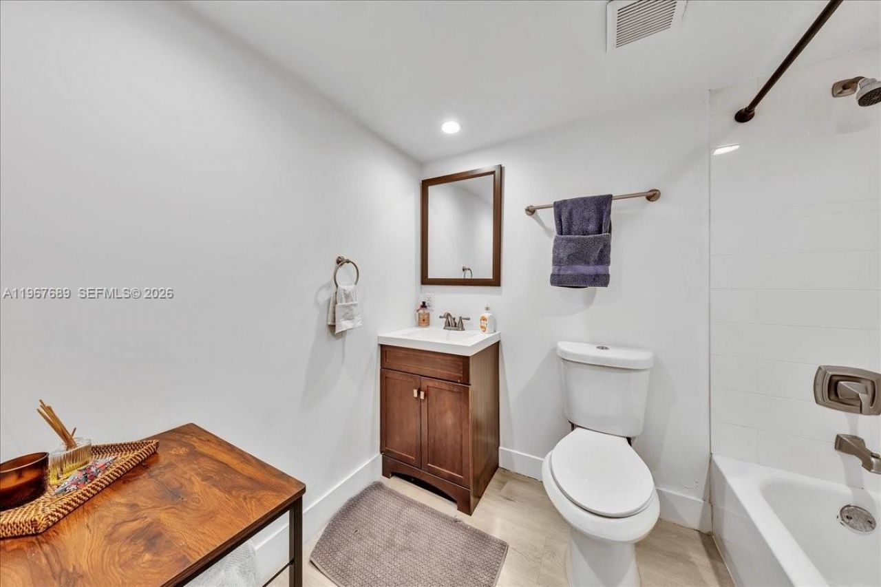 2905 N 34th Ter, Hollywood, FL 33021 Photo