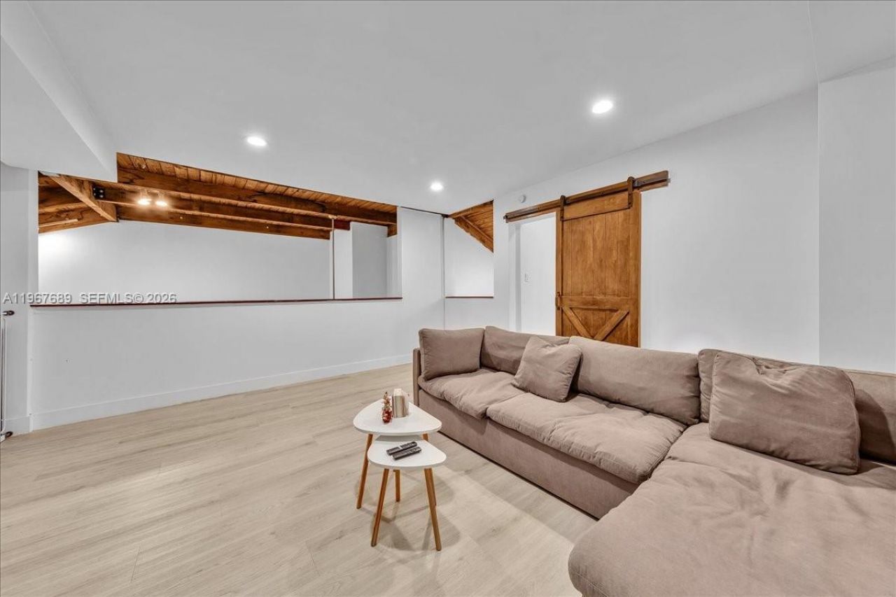 2905 N 34th Ter, Hollywood, FL 33021 Photo