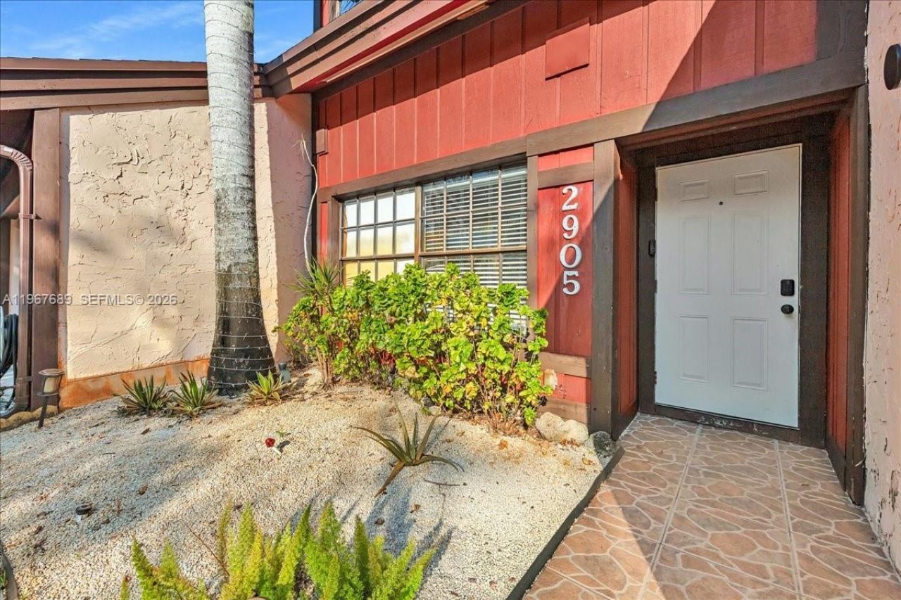 2905 N 34th Ter, Hollywood, FL 33021 Photo