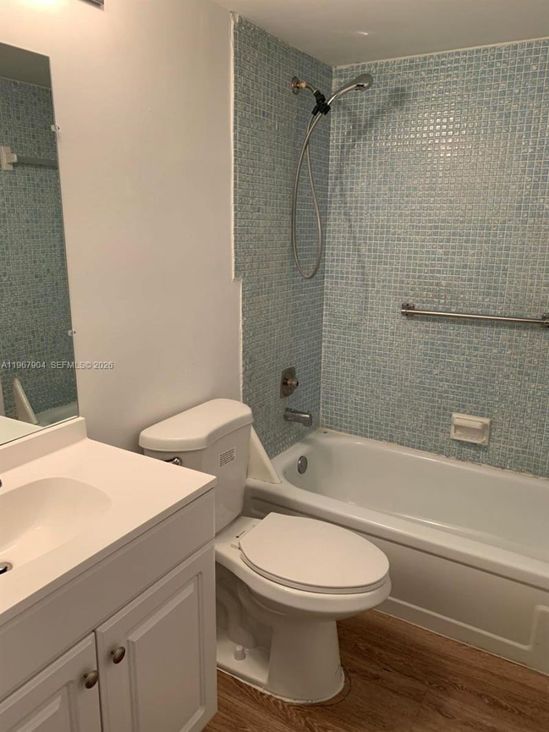 475 Fanshaw , Unit L, Boca Raton, FL 33434 Photo