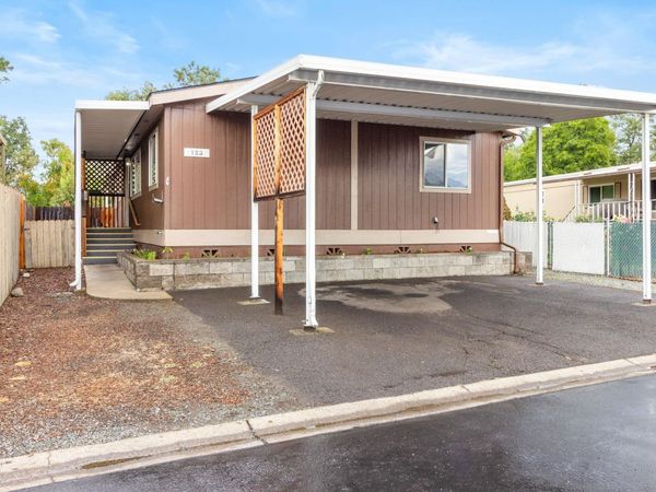 3555 S Pacific Highway, Unit Space 123, Medford, OR 97501