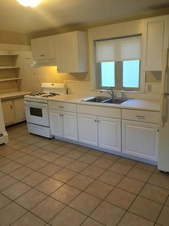 113 East Broadway - Unit 1 Road, Salem, NH 03079 Main Photo