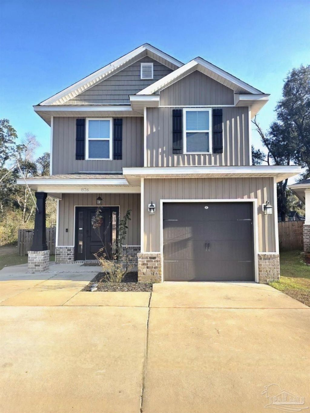 826 Smiley Cir, Pensacola, FL 32514 Main Photo