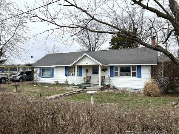 820 2nd Street , Cabool, MO 65689