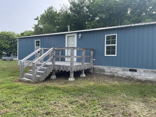 208 Cass Avenue , Exeter, MO 65647