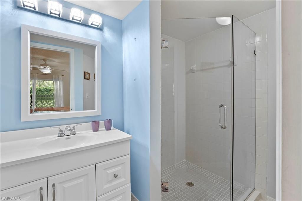 605 Squire Cir, Unit 103, Naples, FL 34104 Photo