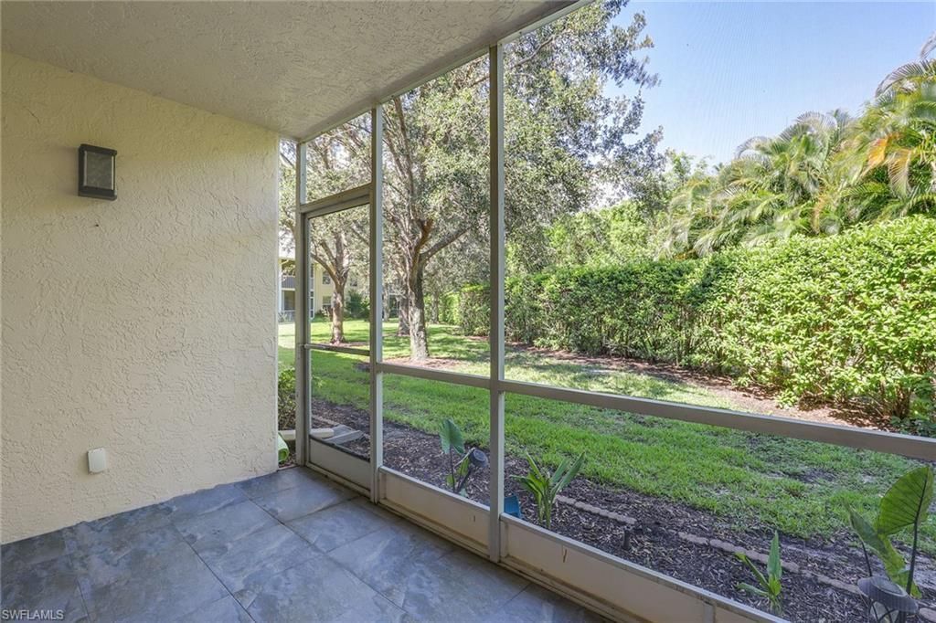 605 Squire Cir, Unit 103, Naples, FL 34104 Photo