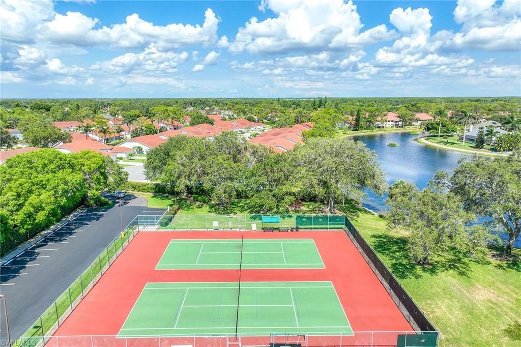 605 Squire Cir, Unit 103, Naples, FL 34104 Photo