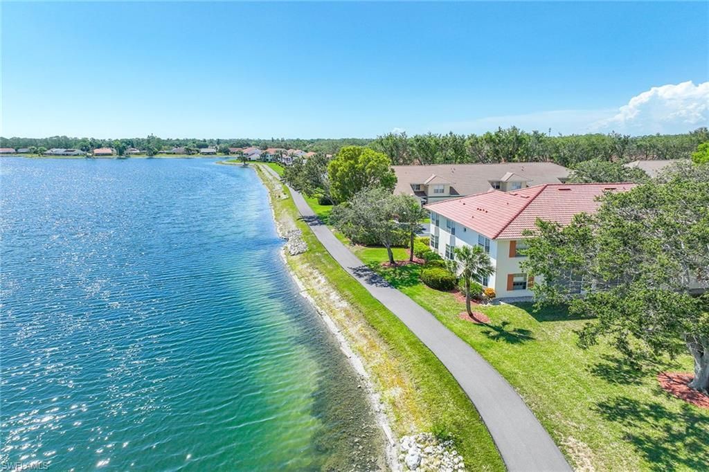 605 Squire Cir, Unit 103, Naples, FL 34104 Photo