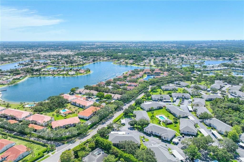 605 Squire Cir, Unit 103, Naples, FL 34104 Photo