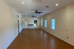6613 N Kings Hwy. photo 4