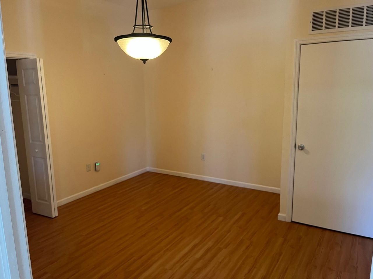 6613 N Kings Hwy. Photo 6
