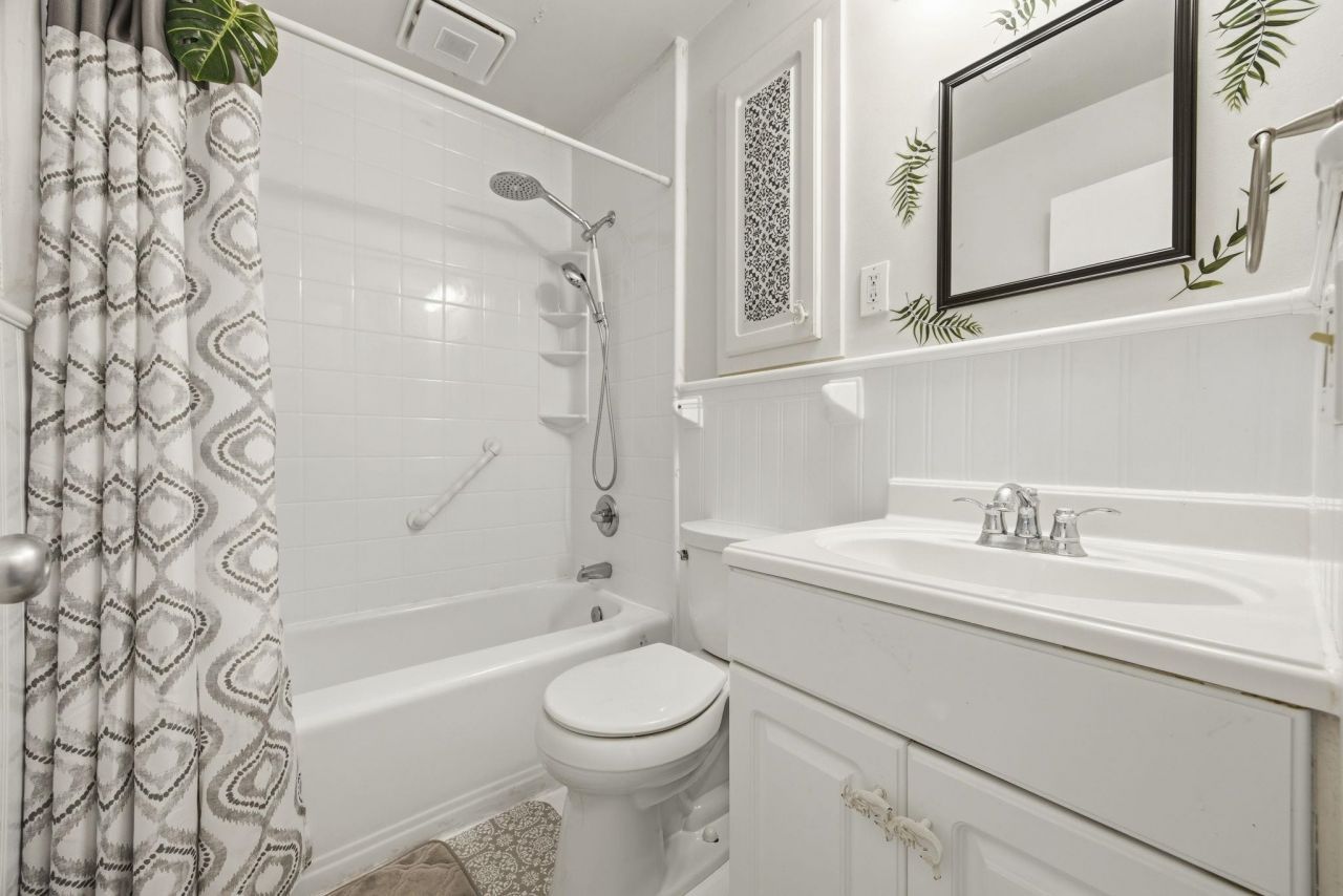 3751 Spruce Dr. Photo 14