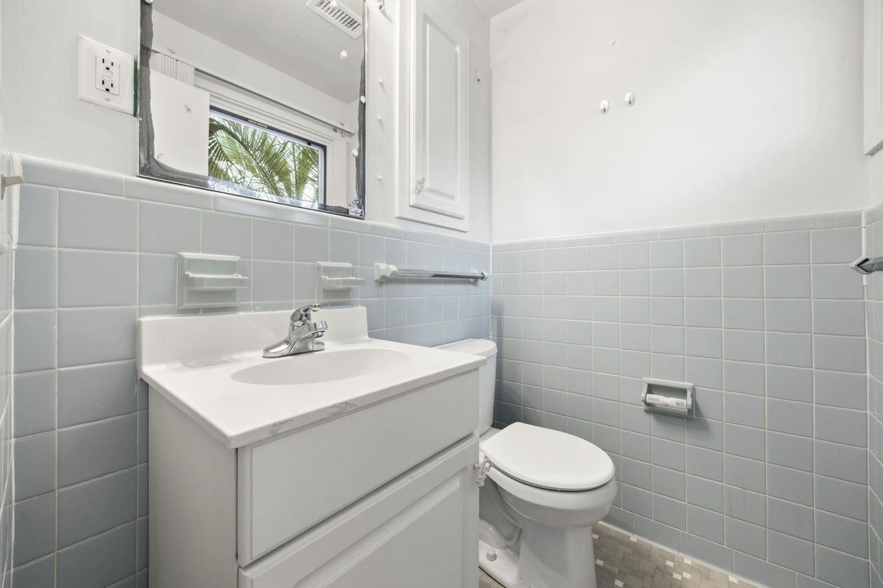 3751 Spruce Dr. Photo 17