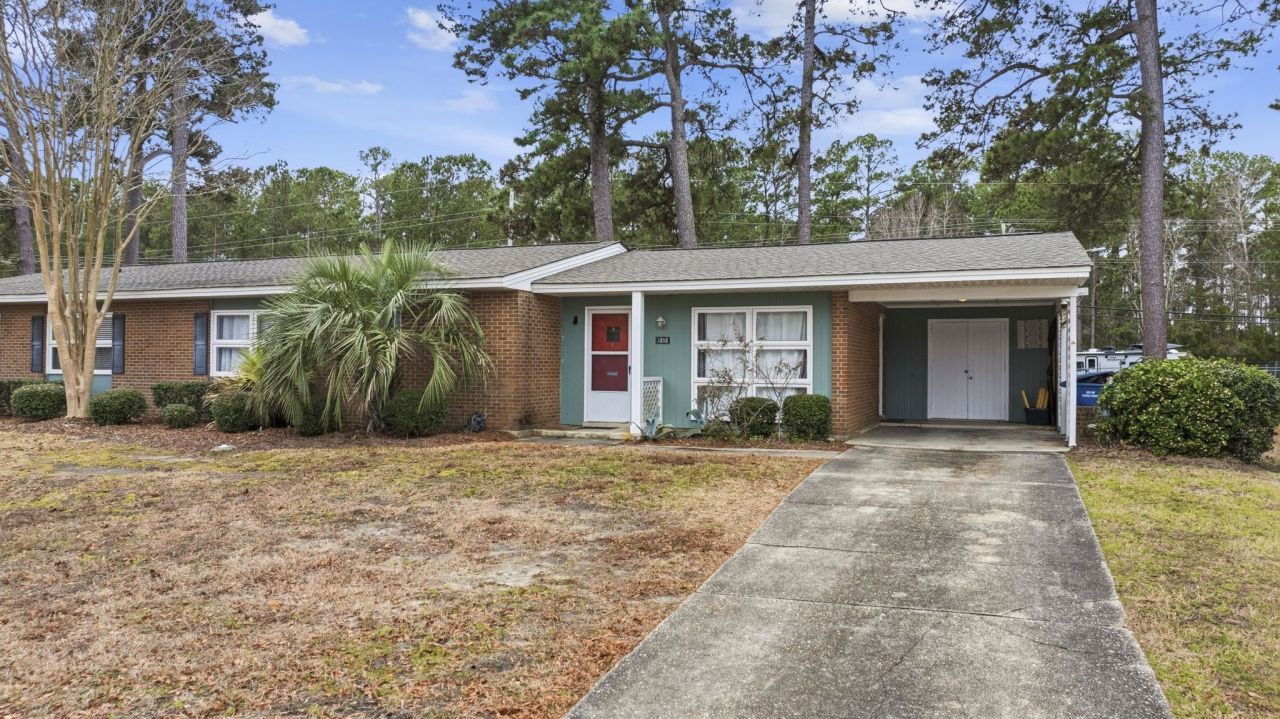 3751 Spruce Dr. Photo 32