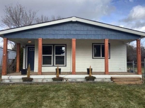 11621 E Ermina Ave, Spokane Valley, WA 99206