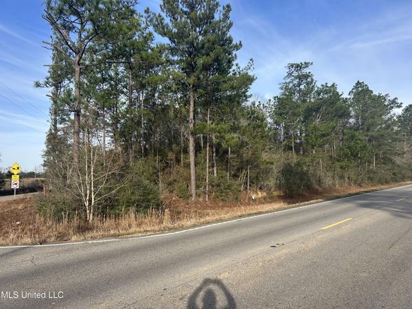 Na Firetower Road, Kiln, MS 39556