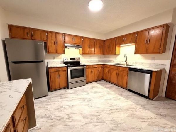 2102 Indian Trail, Forrest City, AR 72335