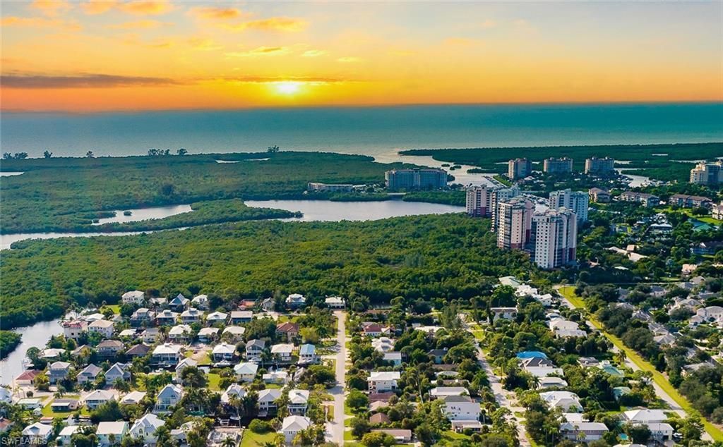 730 Glendale Ave, Naples, FL 34110 Main Photo