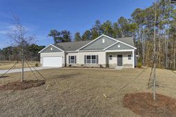 142 Middlesex Court photo 4