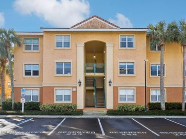 200 LAGUNA VILLAS Boulevard, Unit C21, Jacksonville Beach, FL 32250
