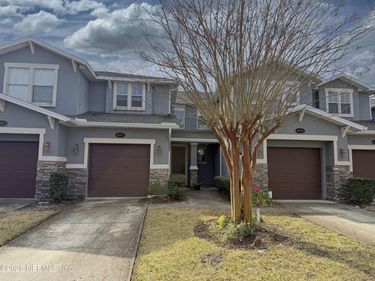 8880 GRASSY BLUFF Drive, Jacksonville, FL 32216