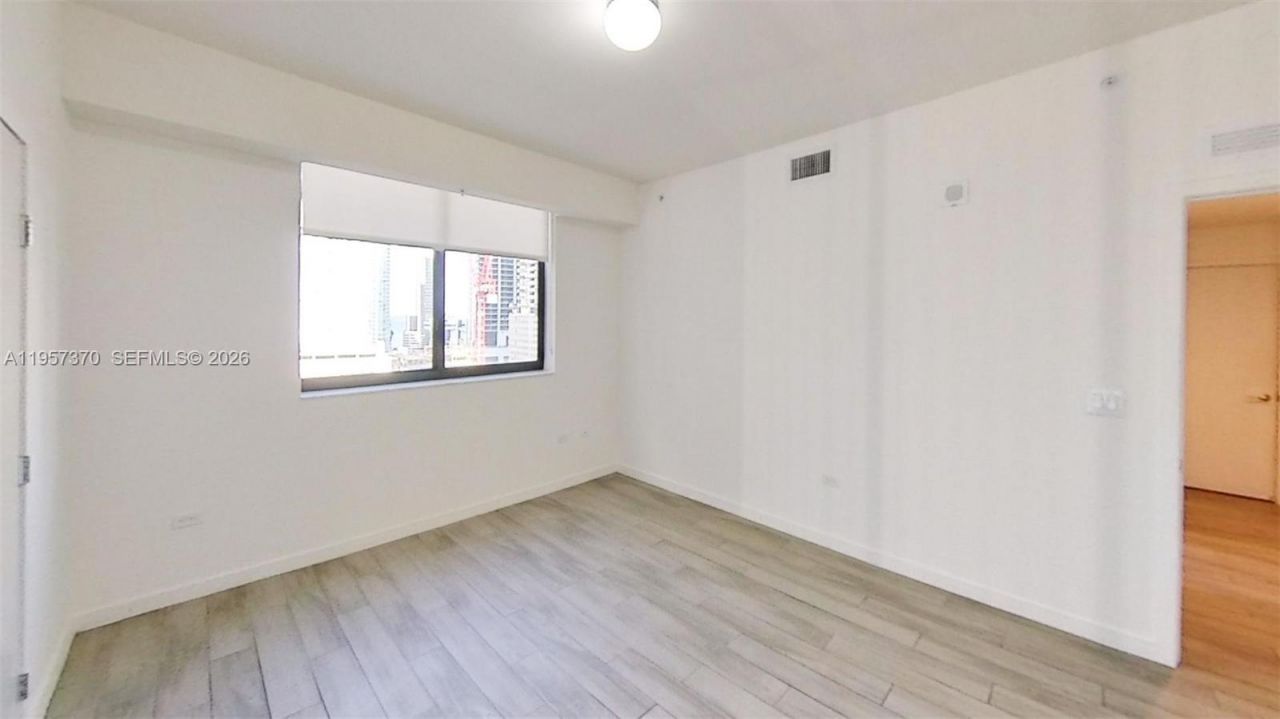 999 SW 1st Ave , Unit 1617, Miami, FL 33130 Photo