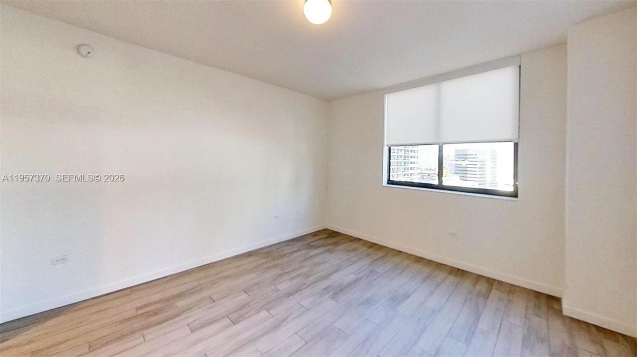 999 SW 1st Ave , Unit 1617, Miami, FL 33130 Photo