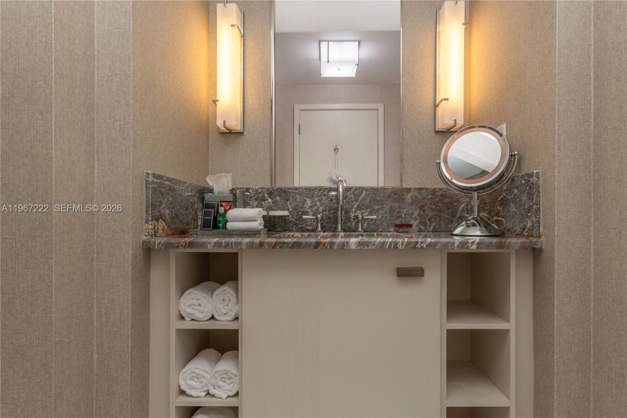 551 N Fort Lauderdale Beach Blvd , Unit H1715, Fort Lauderdale, FL 33304 Photo