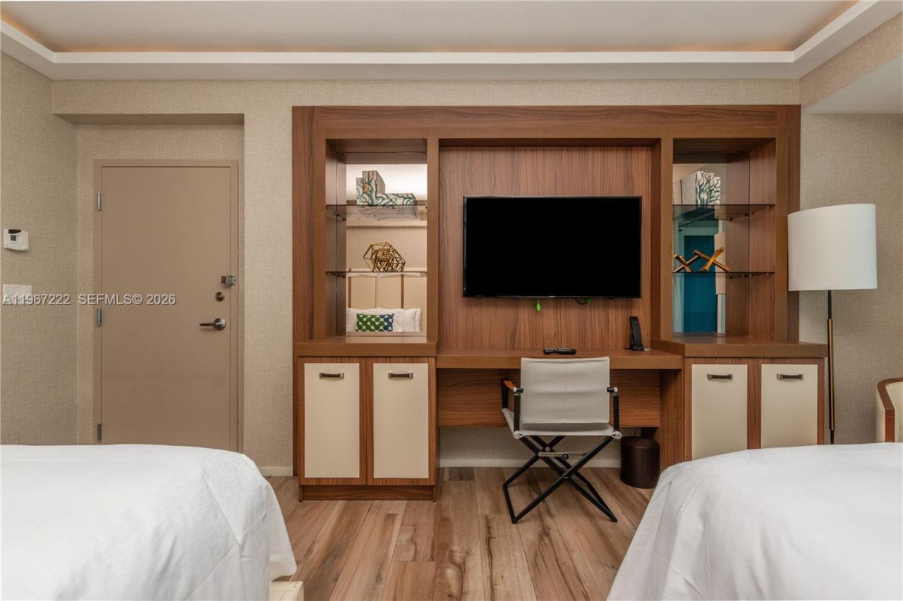 551 N Fort Lauderdale Beach Blvd , Unit H1715, Fort Lauderdale, FL 33304 Photo