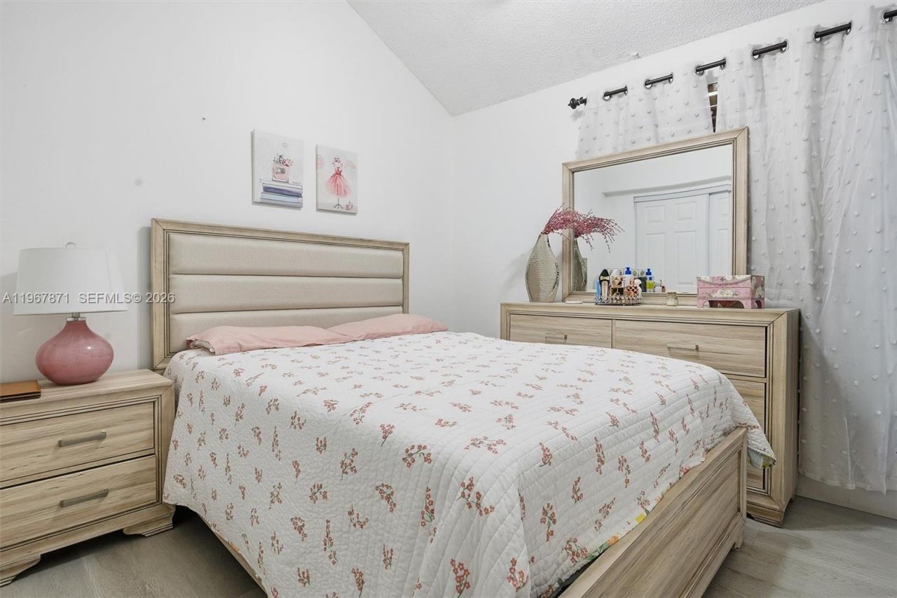 11781 SW 18th St, Unit 6-40, Miami, FL 33175 Photo