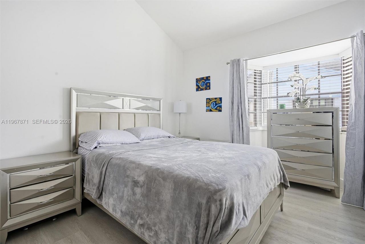 11781 SW 18th St, Unit 6-40, Miami, FL 33175 Photo