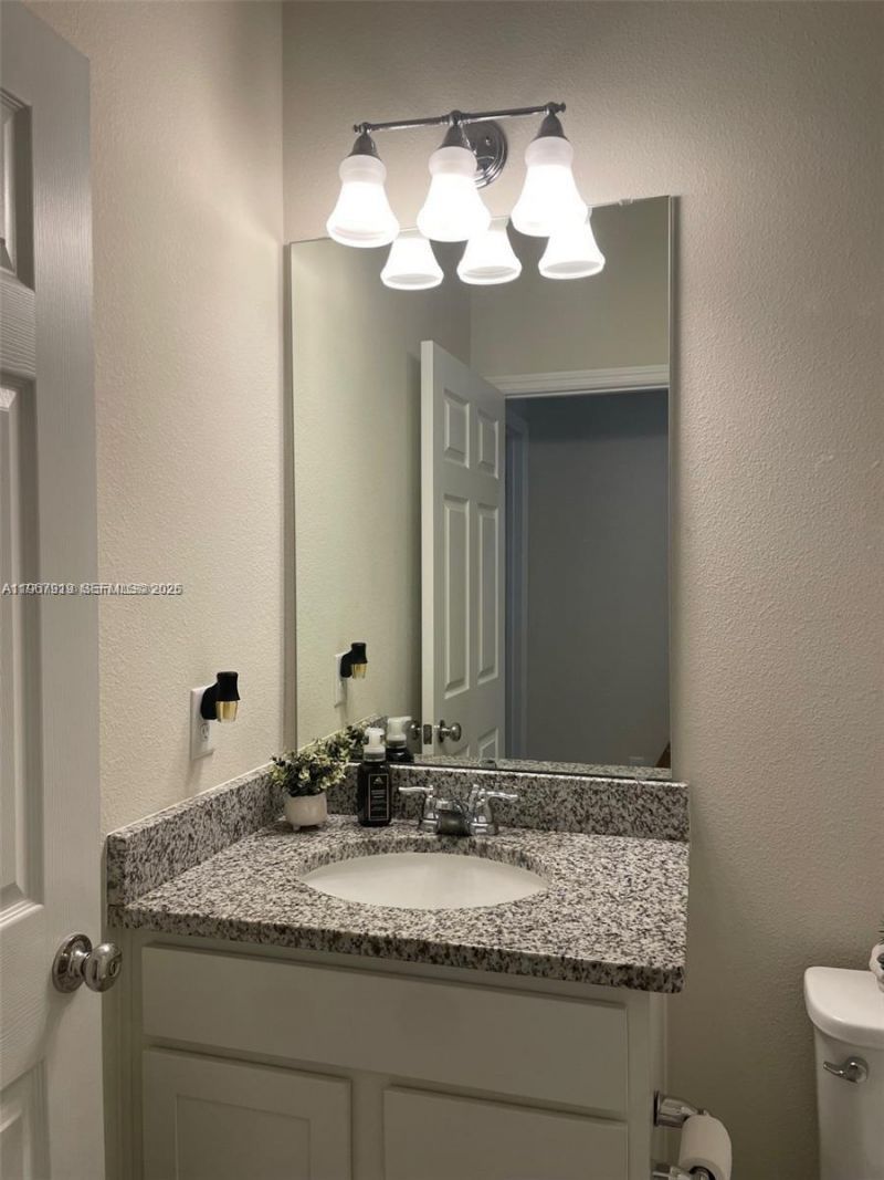 12220 NW 23rd Ct, Unit 12220, Miami, FL 33167 Photo