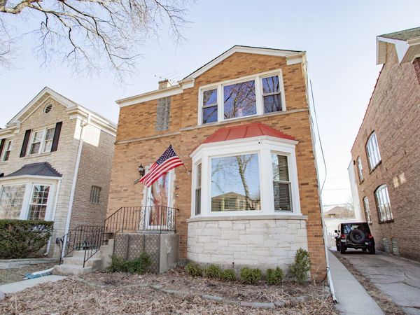 6159 N Moody Avenue, Chicago, IL 60646