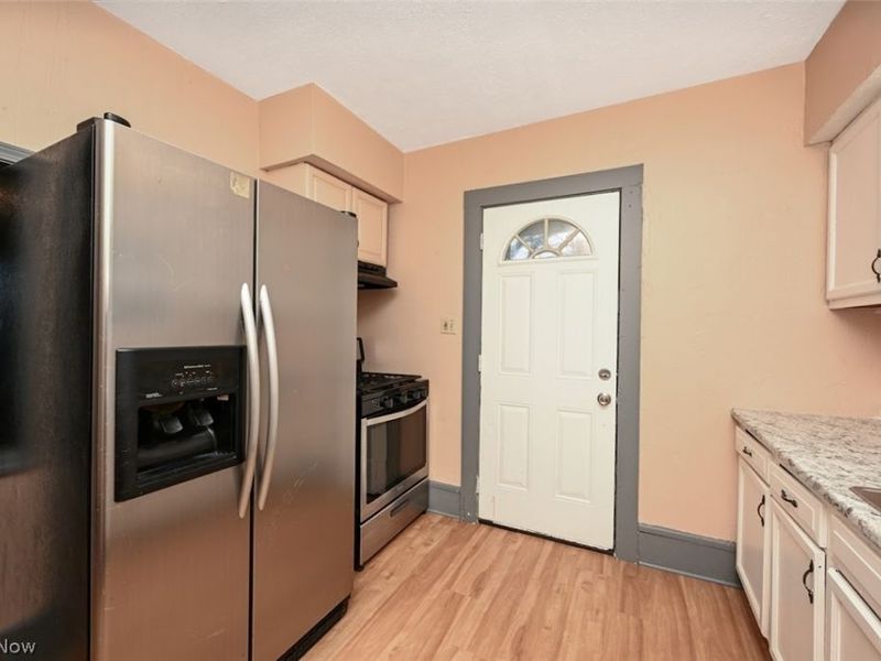 77 W Mildred Avenue, Akron, OH 44310 Photo 14