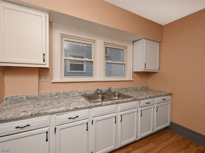 77 W Mildred Avenue, Akron, OH 44310 Photo 15