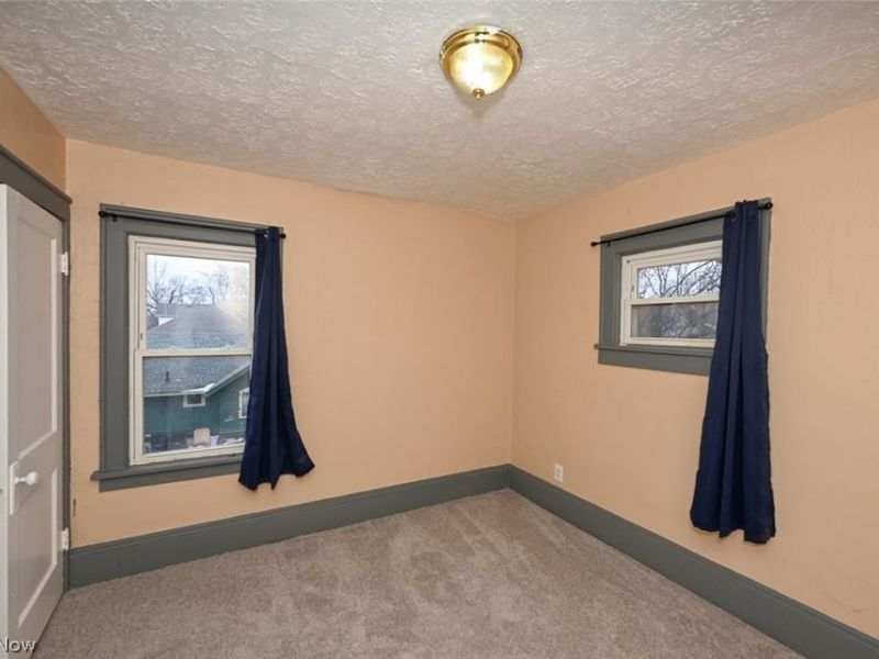 77 W Mildred Avenue, Akron, OH 44310 Photo 22