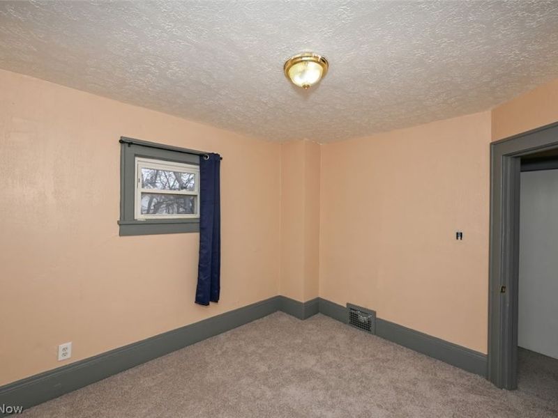 77 W Mildred Avenue, Akron, OH 44310 Photo 26