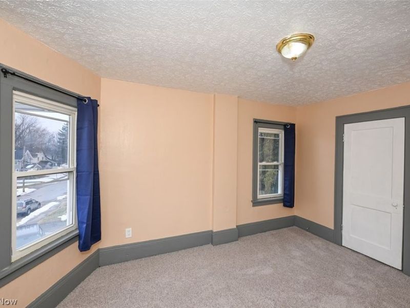 77 W Mildred Avenue, Akron, OH 44310 Photo 29