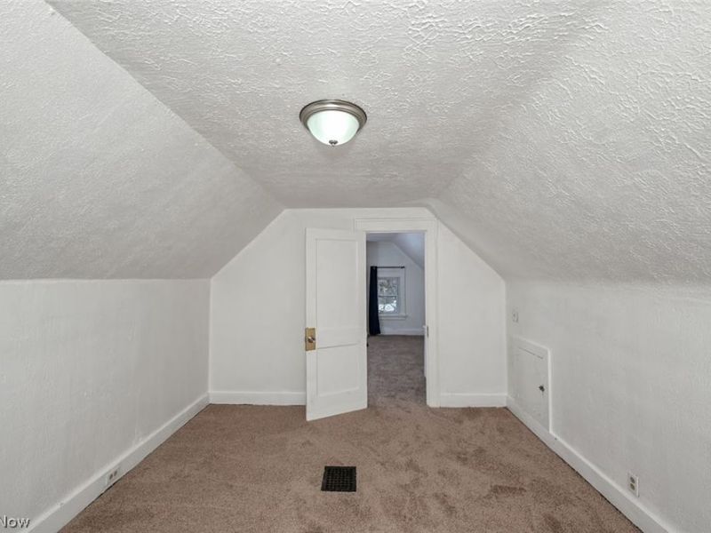 77 W Mildred Avenue, Akron, OH 44310 Photo 32