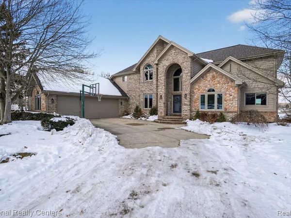 1280 Glen Court, Highland Twp, MI 48357