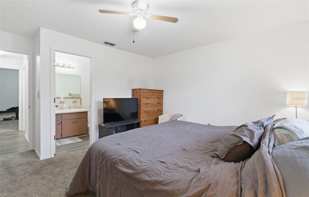 5600 59th Way N, Saint Petersburg, FL 33709 Photo