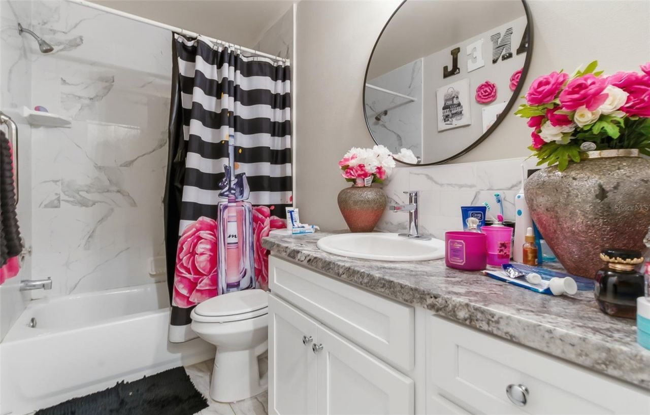 5600 59th Way N, Saint Petersburg, FL 33709 Photo