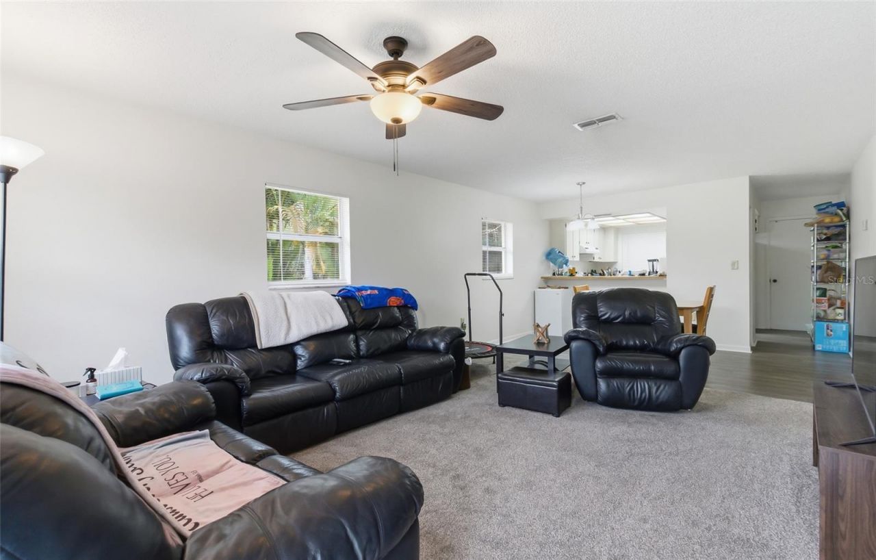 5600 59th Way N, Saint Petersburg, FL 33709 Photo