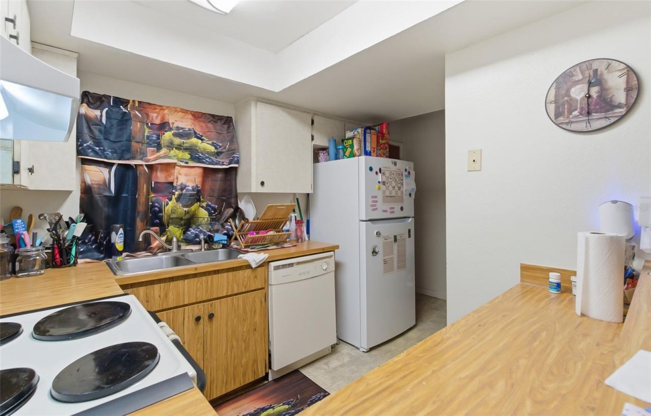 5600 59th Way N, Saint Petersburg, FL 33709 Photo