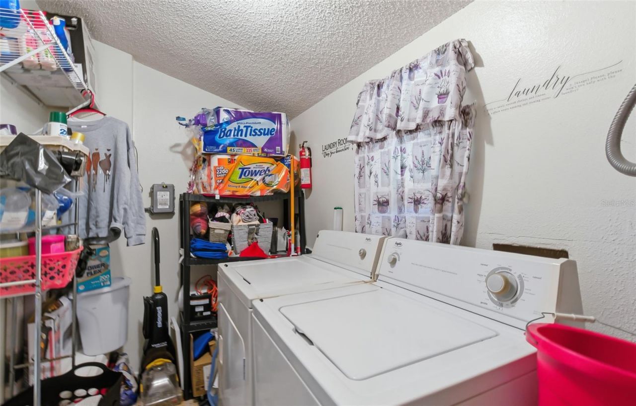 5600 59th Way N, Saint Petersburg, FL 33709 Photo